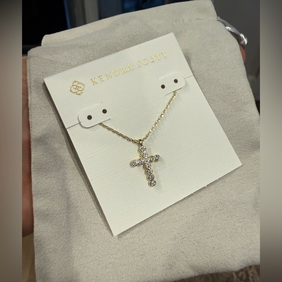 ✝️Kendra Scott KS Cross Gold Pendant Necklace in White Crystal - Picture 3 of 7